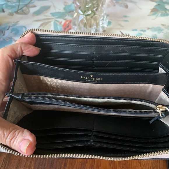 Kate Spade Leather Wallet - Picture 5 of 7